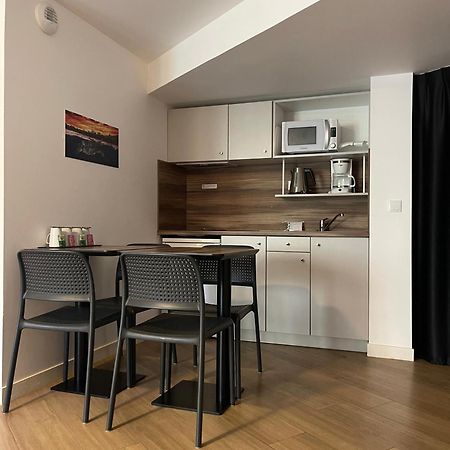 Athome Residence Et Spa Ла-Рошель Екстер'єр фото